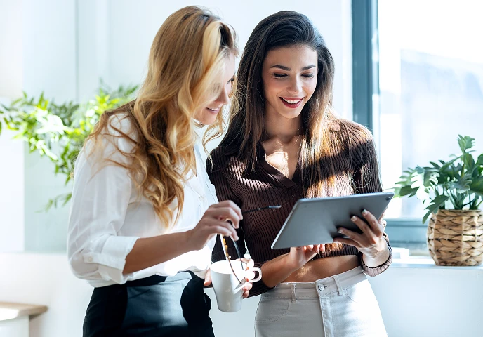 Connect and collaborate - Houseology Group